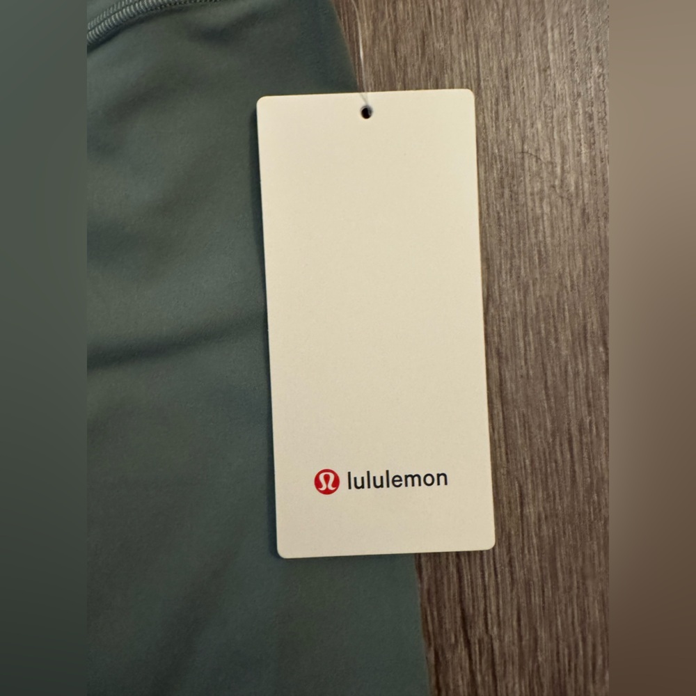 New Lululemon Align high rise pant 25” Light Green. Grey Eucalyptus.Size 10. - Picture 3 of 9